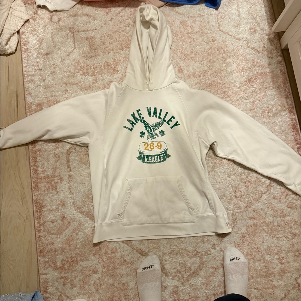 Lake Valley Graphic Hoodie in Cream and Green